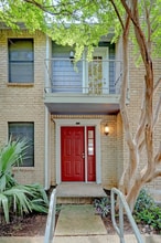 Building Photo - 802 Banister Ln