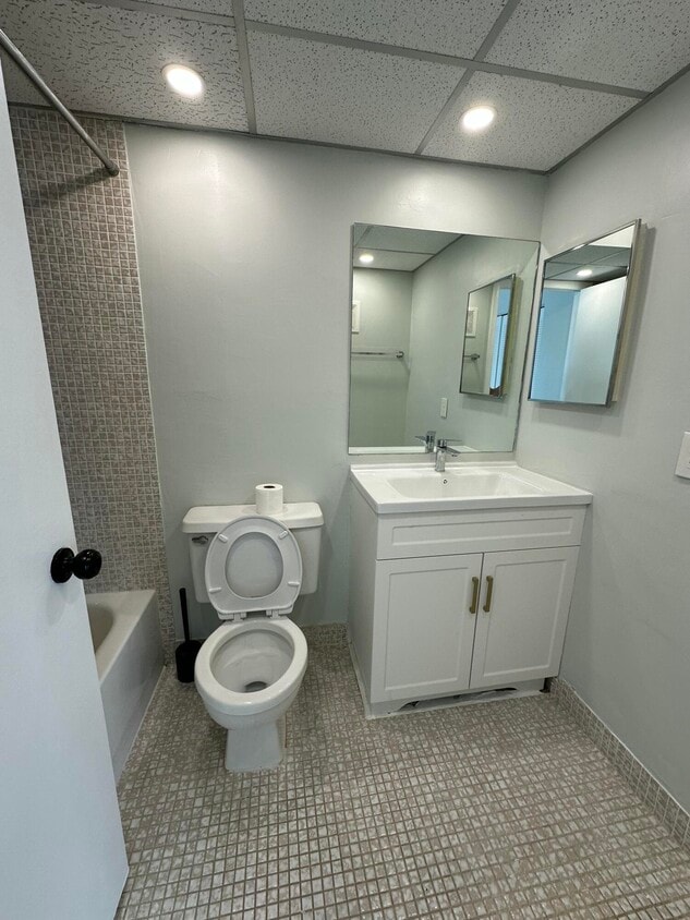 Building Photo - 79 Normandy Trail
