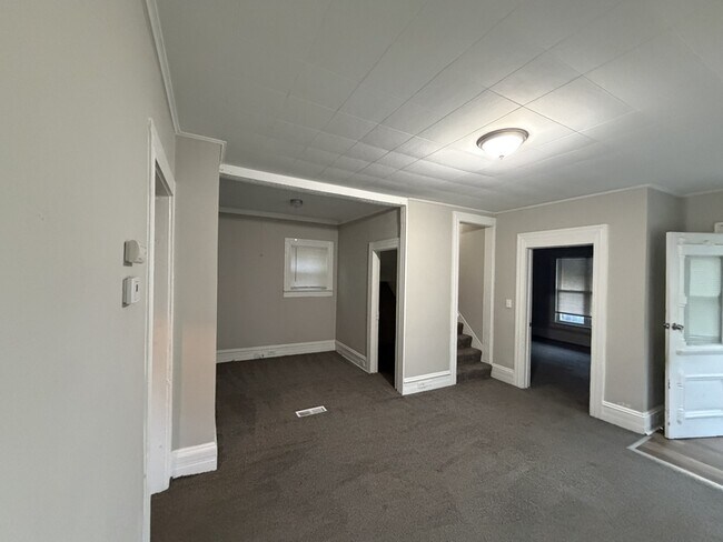 Building Photo - 875 E 154th St
