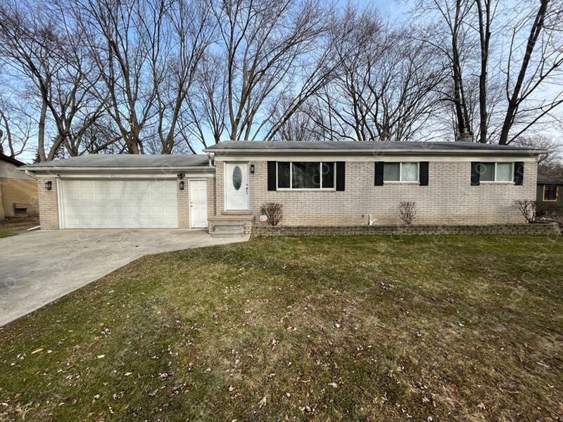 Foto principal - 26575 Lanse Creuse St