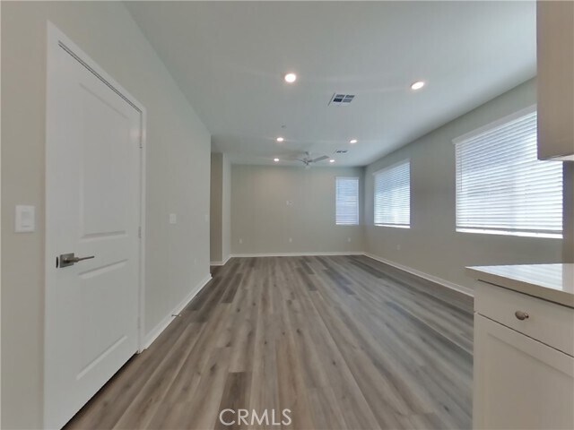 Building Photo - 31698 Luther Dr