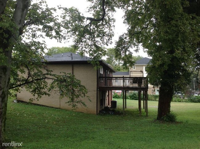 Foto del edificio - 4 br, 3 bath House - 1005 Waverly Ave