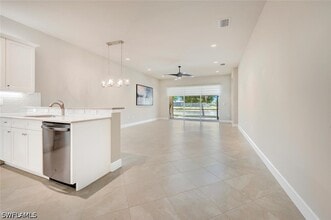 Building Photo - 28496 Burano Dr