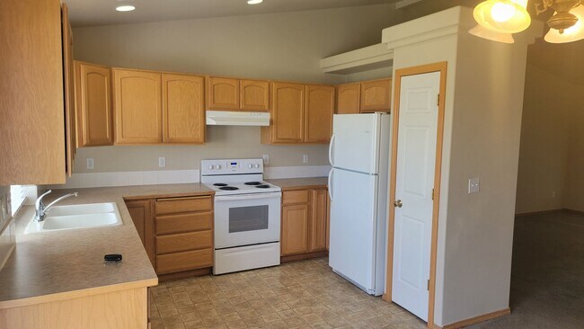 Foto del edificio - Great 3-bed Home In Spokane Valley