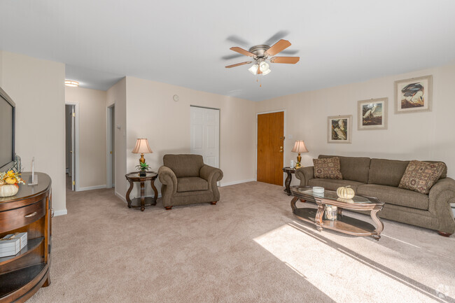 2BR, 1BA - 850SF - Living Room - Audubon Court Apartments