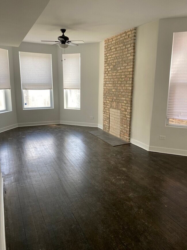 Foto del edificio - 6624 S Rhodes Ave