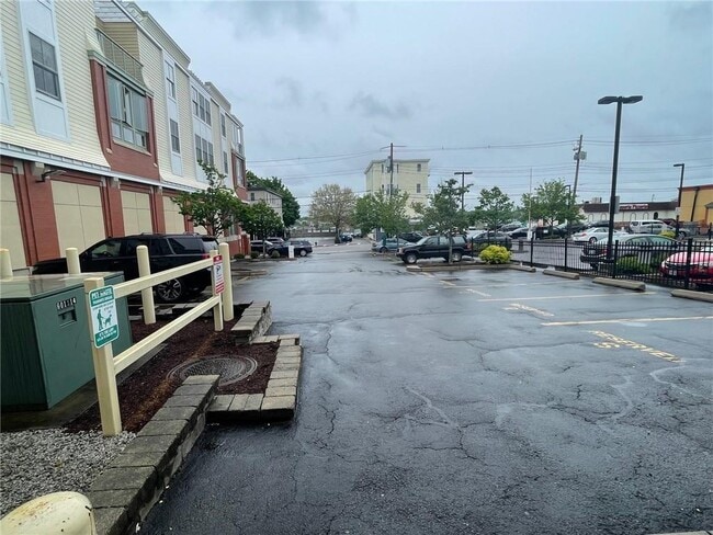 Foto del edificio - 333 Atwells Ave