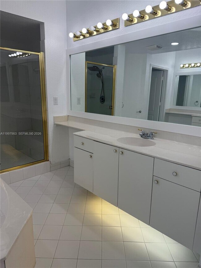 Foto del edificio - 10720 NW 66th St