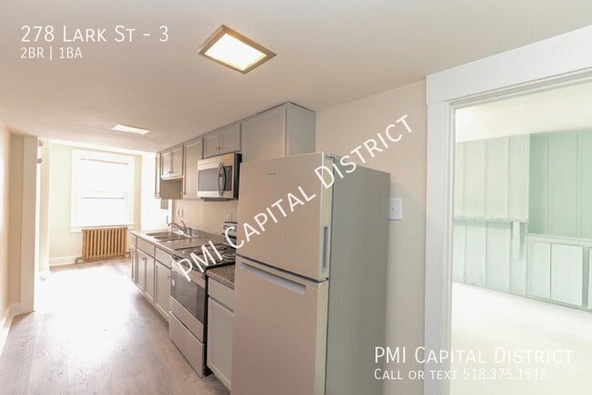 Building Photo - 278 Lark St