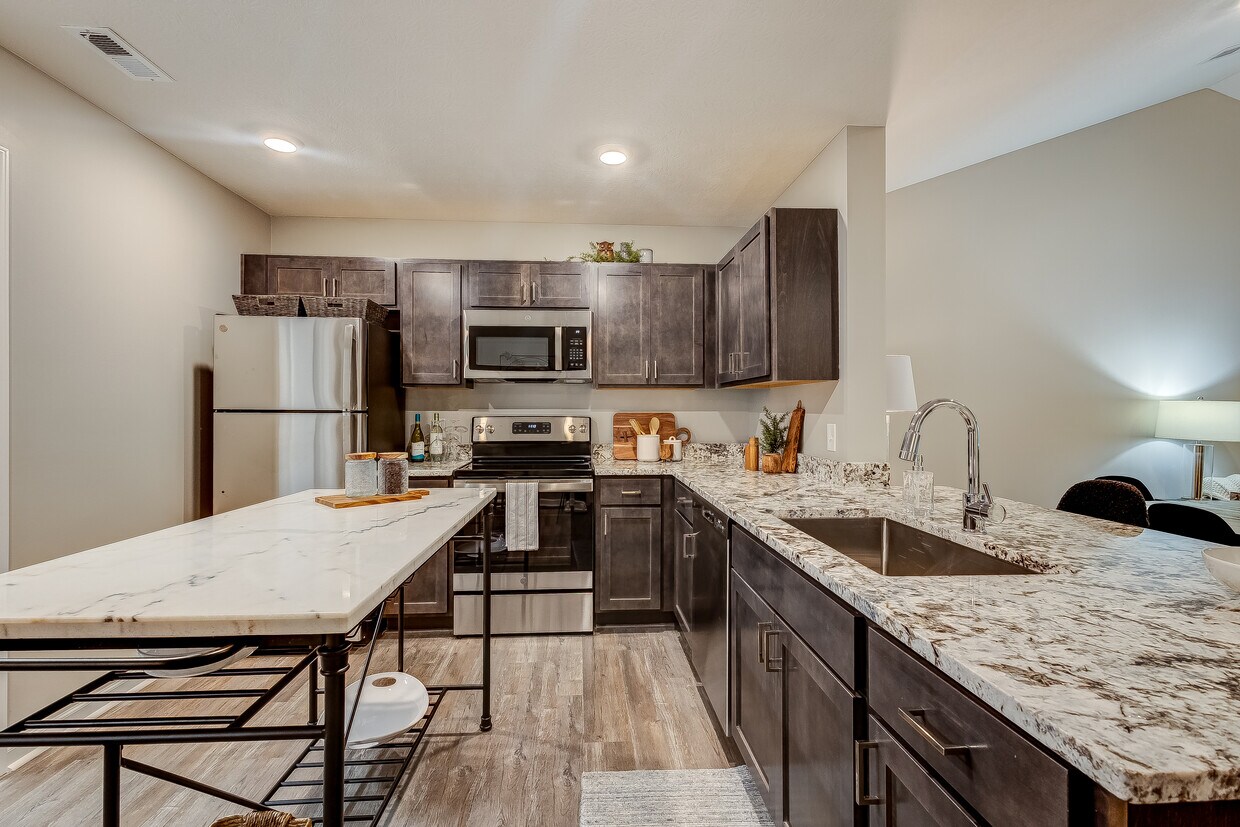 Foto principal - The Residences at Lucy Ridge