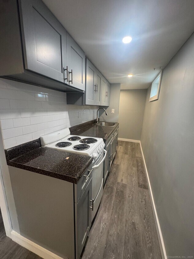 Foto principal - 223 Clermont Ave