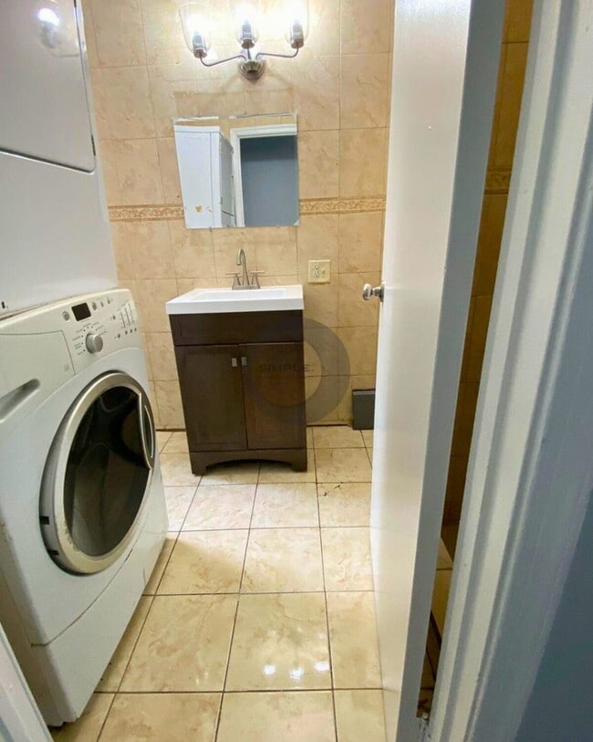 Photo - Three Bedroom two-bathroom house with off-...