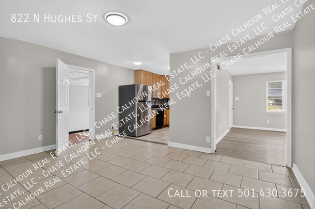 Foto del edificio - 822 N Hughes St