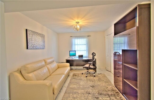 Foto del edificio - 9590 Victoria Ln