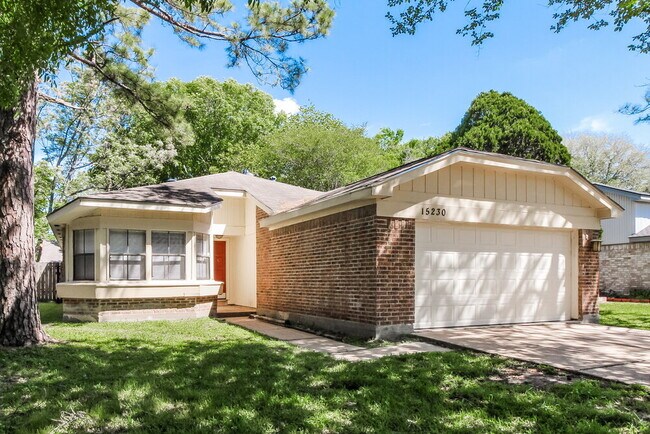 Building Photo - 15230 Loma Paseo Dr