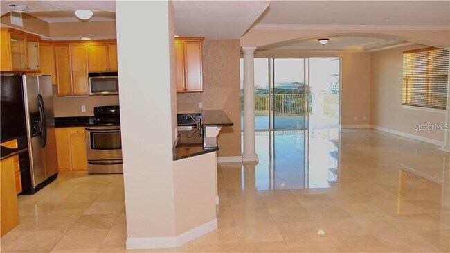 Foto del edificio - 750 4th Ave S