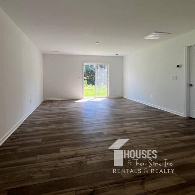 Building Photo - 716 Coromandel Dr