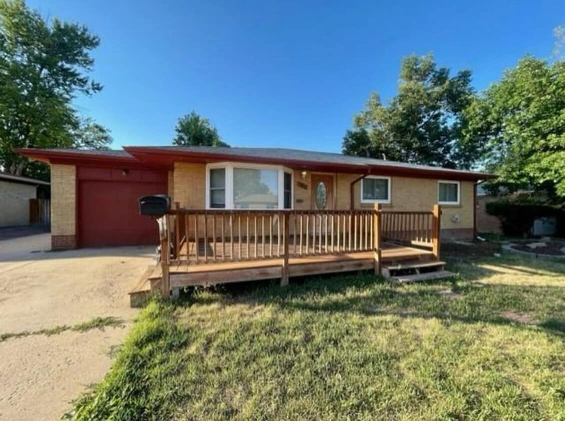 Foto principal - Long Realty & Property Management- 4 bedro...
