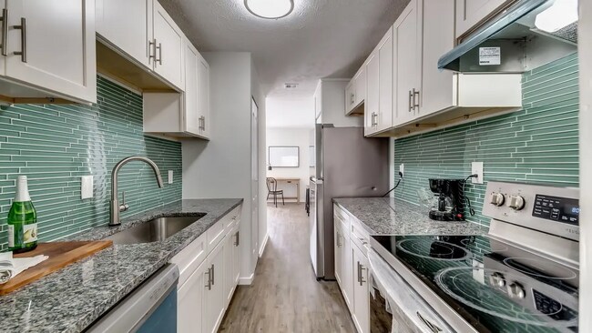 Foto del edificio - 4215 Chambers Rd