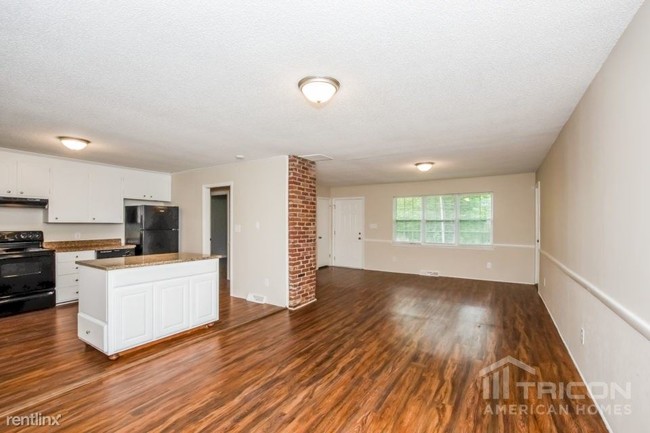 Foto del edificio - 2524 Gemway Dr