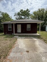 Building Photo - 6625 Vermillion St