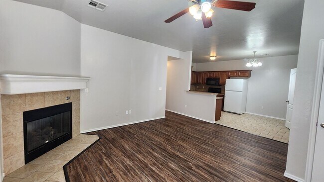 Foto del edificio - 4710 SE 77th St
