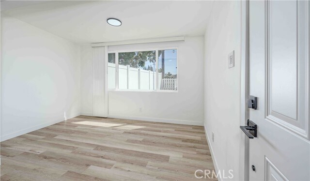 Building Photo - 4301 W Lilac Ave