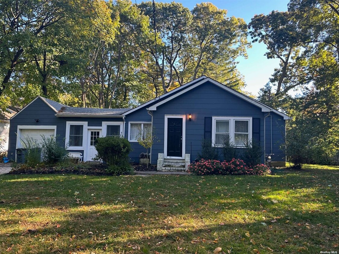 Primary Photo - 59 Ridgefield Rd