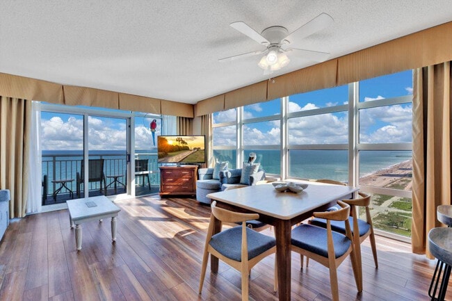 Building Photo - 2504 N Ocean Blvd