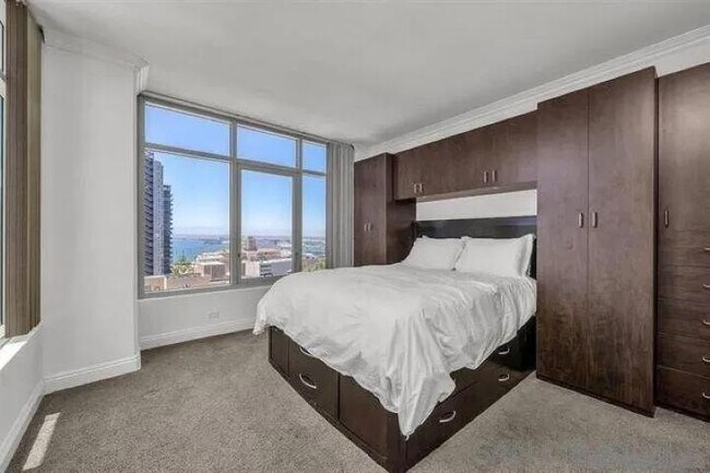 Foto del edificio - 425 W Beech St