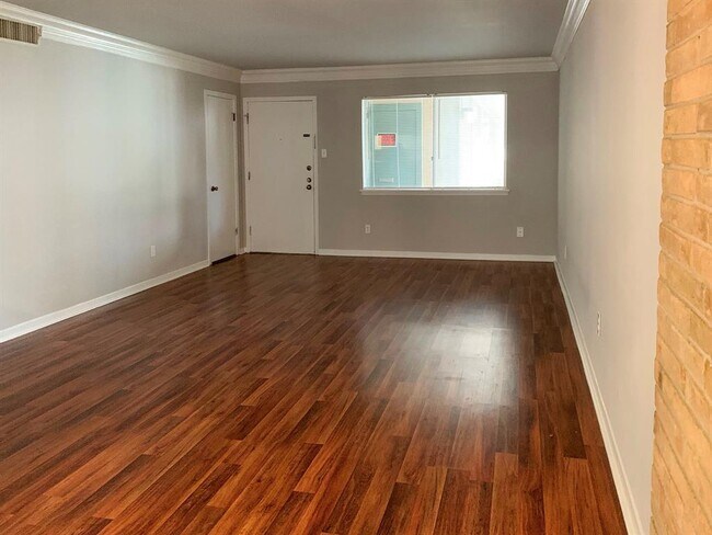 Foto del edificio - 2206 Hazard St