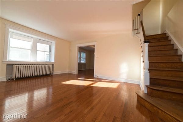 Building Photo - 7220 Hazel Ave