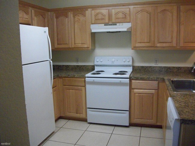 Foto del edificio - 715 N Pecan St