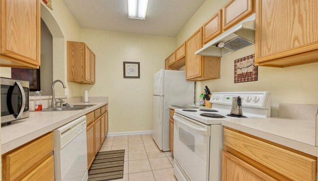 Foto del edificio - 7990 Baymeadows Rd E