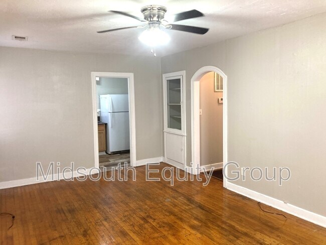 Foto del edificio - 503 E Forest Ave