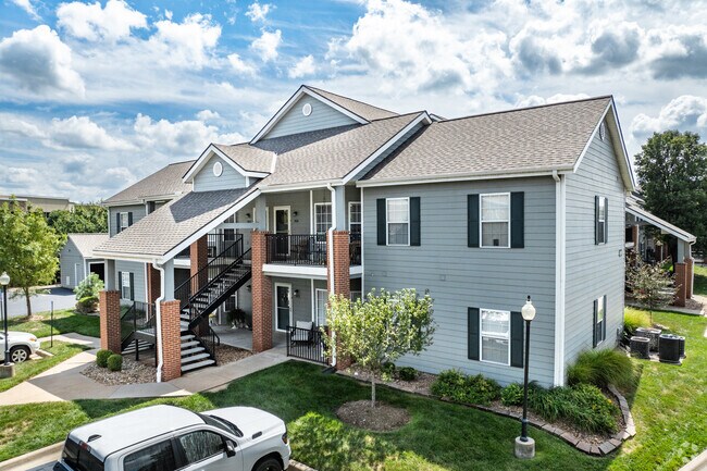 Foto del edificio - Quarters at Cambridge Apartments & Townhomes