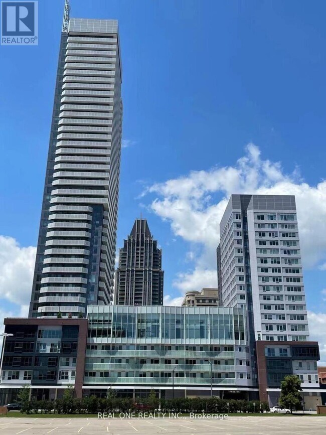 Photo du bâtiment - 4065 Confederation Pkwy