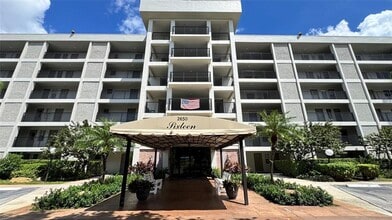 Building Photo - 2650 S Course Dr