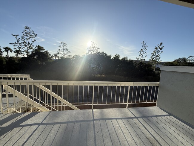 Building Photo - 836 Pillar Point Way