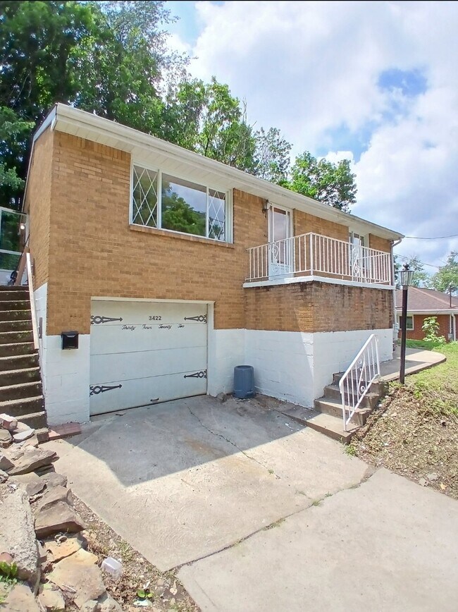 Building Photo - 3422 Steele St