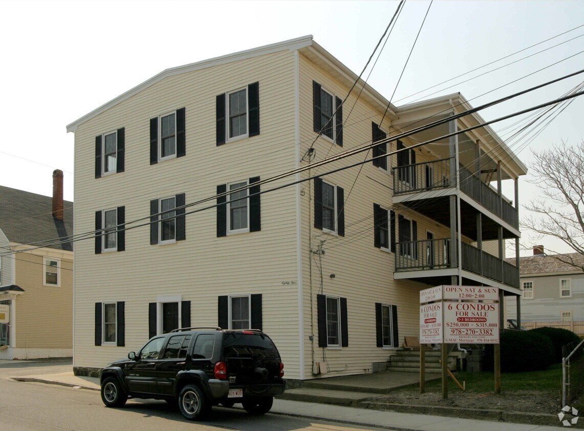 84 Water St, Newburyport, MA 01950 Apartments at 84 Water St