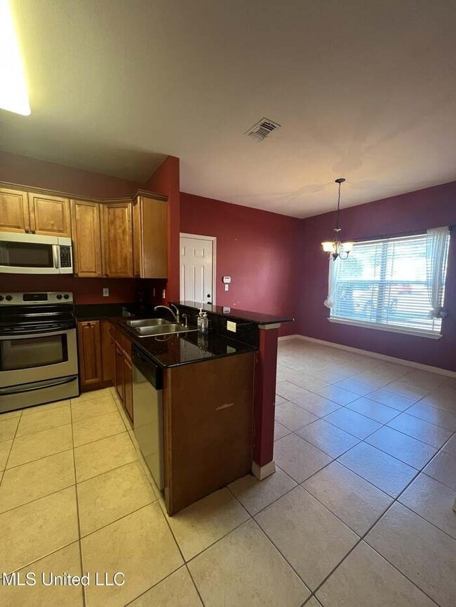 Foto del edificio - 18511 Devin Ct