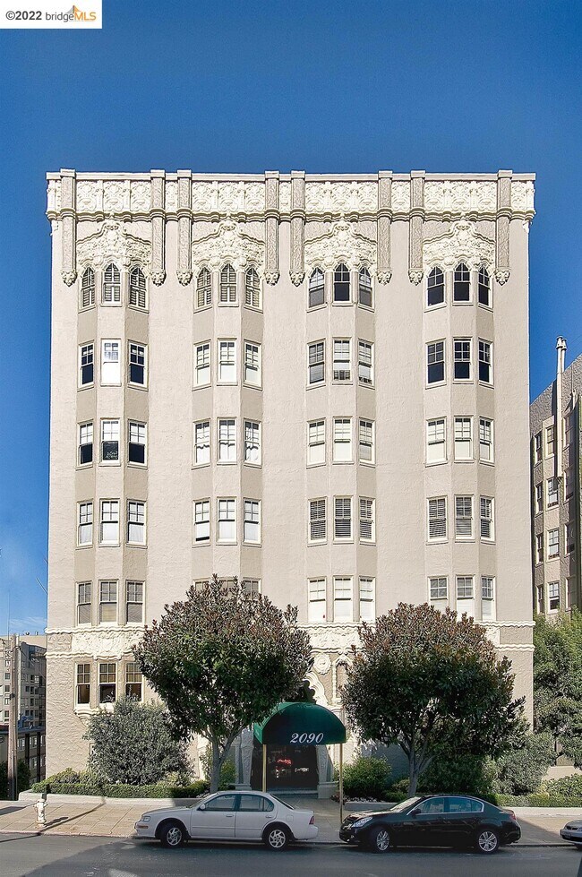Building Photo - 2090 Pacific Ave