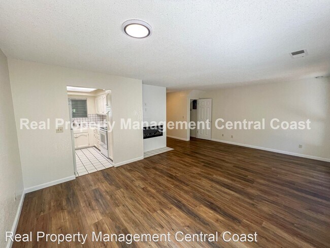Foto del edificio - 3 br, 2.5 bath House - 2801 Johnson Ave., ...