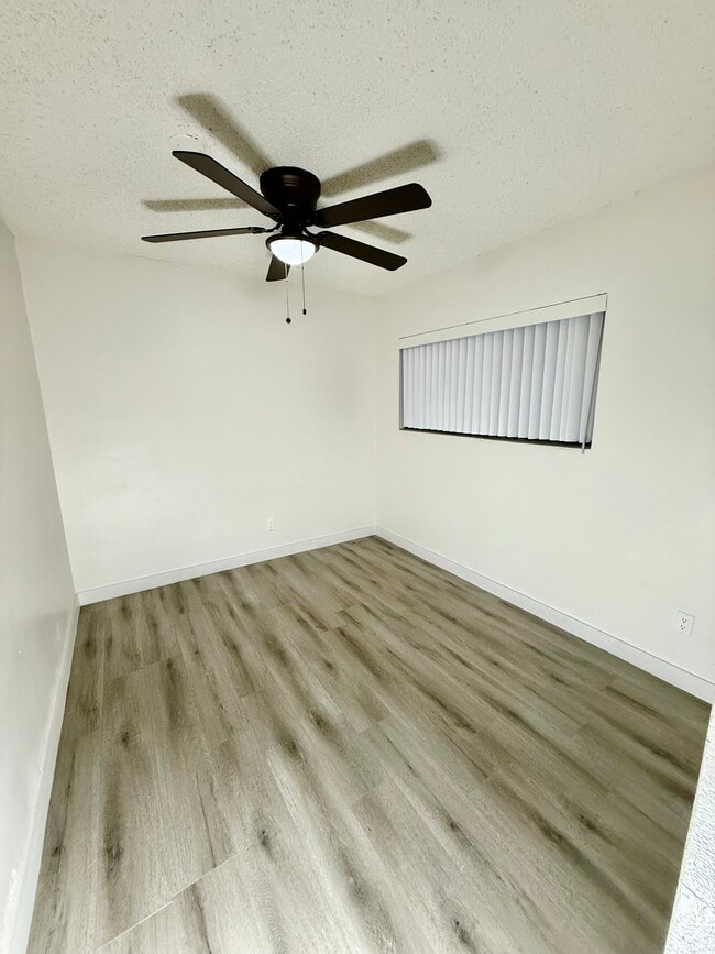 Building Photo - 5039 Alhambra Ave