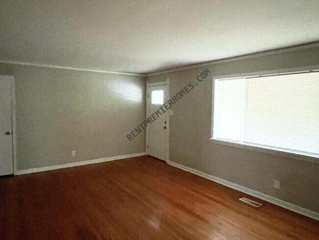 Foto del edificio - 4700 N Locust St