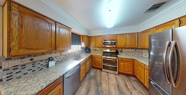 Building Photo - 8503 Columbia Falls Dr
