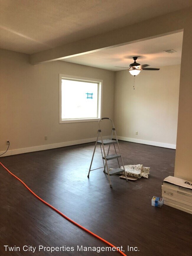 Foto del edificio - 2 br, 1 bath House - 506 East 23rd St.