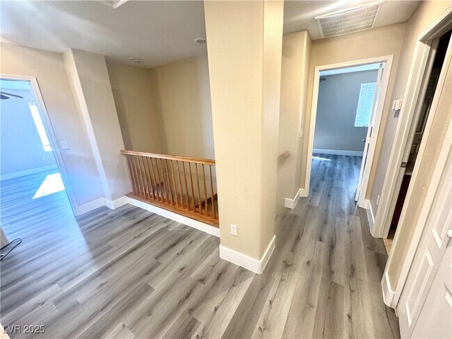 Building Photo - 8174 Amphora St