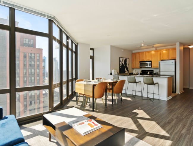 Photo - 370 N Jefferson St Apartment